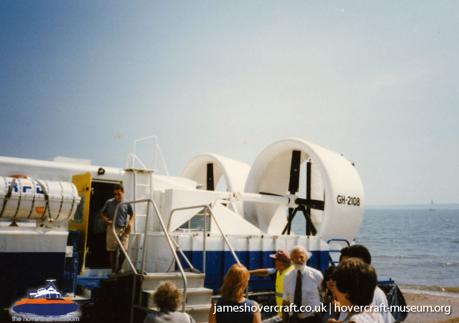 AP1-88 hovercraft promotional day by BHC -  (credit: The <a href='http://www.hovercraft-museum.org/' target='_blank'>Hovercraft Museum Trust</a>).